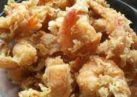 Resep pempek kulit crispy yang digunting, enak dan renyah tak lempem setelah dingin, begini caranya. Cara Mudah Membuat Udang Tepung Crispy Resep Enyak