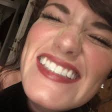 Felicity Mueller's Instagram, Twitter & Facebook