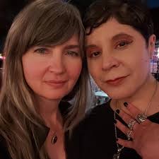 Leslie Sisson (@lesliesisson) • Instagram photos and videos