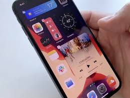 Hey Dribbblers Recently A Lot Of Thoughts Around Widgets For New Ios Can We See It In Ios 14 Some Applic Homescreen Iphone Iphone Design Iphone Organization