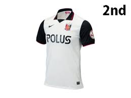 Ma restai solo immobile, mentre lui se ne andava. ãƒ¦ãƒ‹ãƒ•ã‚©ãƒ¼ãƒ 2014ãƒ¢ãƒ‡ãƒ«ç™ºè¡¨ Urawa Red Diamonds Official Website