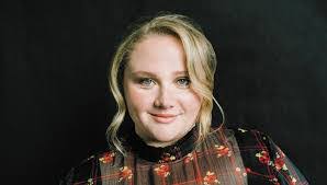 Caitlin Watkins's Instagram, Twitter & Facebook