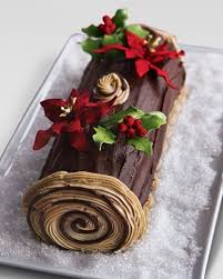 Frosted Art Bakery Buche De Noel Cake For 12 24 People In 2020 Yule Log Cake Christmas Cake Christmas Yule Log