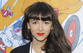 Artystka w 2003 roku wzięła udział w trzeciej edycji programu idol i wygrała. Monika Brodka Pomponik Pl