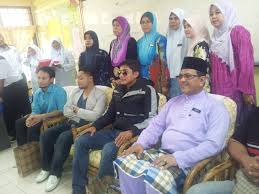 Jemputan untuk memberi taklimat peluang melanjutkan pelajaran di inpens international college. Program Persediaan Universiti Smk Seri Tanjong Melaka Ppu Merealisasikan Tranformasi Pendidikan Negara Emel Ppusmkst Yahoo Com