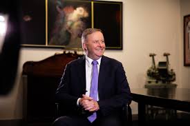And that's what he picks to comment on? Anthony Albanese Anthony S Story