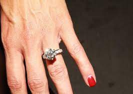 How Much Does Nikki Bella S Engagement Ring Cost Plus See Her Gorgeous Sparkler Royal Engagement Rings Engagement Ring Cost Engagement