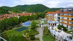 Not far from the historic town of duderstadt and about 35 minutes by car from osterode, directly on the border to thuringia, you will find this distinctive golf course at rittergut rothenberger haus. Kirchberg Klinik