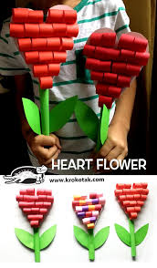 Nezapomeňte potěšit svého tátu, nebo tátu vašich dětí. Heart Flower Valentine Crafts Valentine Crafts For Kids Kids Birthday Crafts