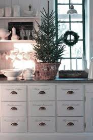 kerst in de keuken door pstelwagen cottage kerst thuisdecoratie kersttafeldecoraties