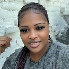 So…..I know a lot of people didn't get to see my last Pensacola club  performance because of capacity at the 850. Well i wanna thank Aaron Watson  and The Watson Firm, PLLC.