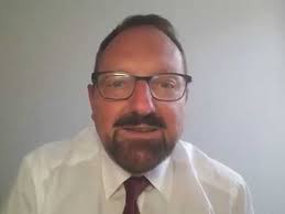 Advance your career with expert-led CPE online classes at italki