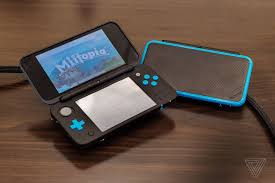Insten crystal case compatible with nintendo 3ds xl / ll, clear. New Nintendo 2ds Xl Hands On This Is The 3ds That Always Should Have Been The Verge