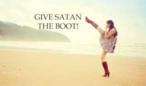 Let Love Lift You Up Why Is It Easier For Us To Meditate On And Believe The Lies Of The Enemy Womens Bible Study Christian Childrens Books Bible Study Group