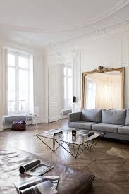 Work And Live In A Chic Parisian Apartment Eclectic Trends Paris Interiors Parisian Interior Decor Interior Design