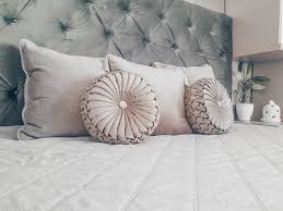 Round Velvet Pillow Handmade Round Velvet Cushion Etsy In 2020 Luxury Pillows Throw Pillows Living Room Couch Throw Pillows Bedroom