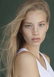 Fan Casting Rebecca Leigh Longendyke as Faye Ryder in In the Midnight Blue 