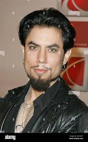 Musician Dave Navarro arrives at the Saturn preview for three of it's new  vehicles during a party held at the Hard Rock Cafe in New York, NY, USA