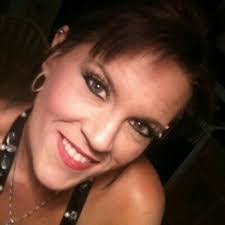 Keri Brewer's Instagram, Twitter & Facebook