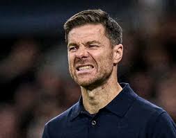 🚨🚨🖐🏼 YOUR CALL: Xabi Alonso IN OR OUT?