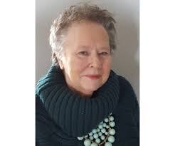 Carol Wold's Instagram, Twitter & Facebook