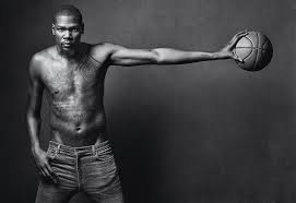 Kevin wayne durant is an american professional basketball player from washington dc. Kevin Durant Had To Blow Up His Life To Get His Shot Rolling Stone