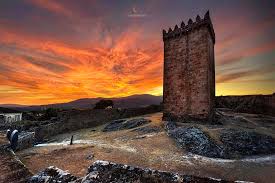 Portugal - Castelo de Melgaço - Melgaço 📸Christophe Afonso - https://www.facebook.com/christopheafonsophotography/ Built by order of King Afonso Henriques during the 12th and 13th centuries, this castle is located on an ancient lookout