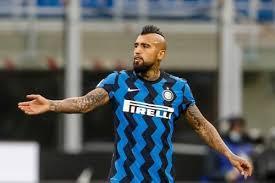 Integra la generación dorada del fútbol chileno. Inter Mailand Arturo Vidal Entschuldigt Sich Nach Kung Fu Rot