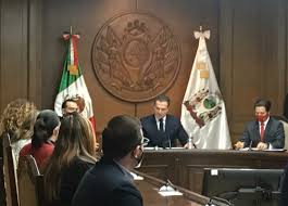 La familia ha organizado una cuenta de gofund me para una ayuda con la situacion economica. La Jornada Se Lanza Adrian De La Garza Edil De Monterrey Por Gubernatura De Nl