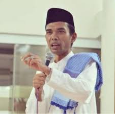 His birthday, what he did before fame, his family life, fun he is known for his televangelism and hosts the religious program kata ustadz solmed on. Ustad Abdul Somad Home Facebook