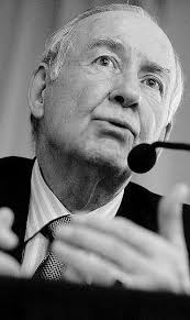 EL PRESIDENTE DEL CENTRO ACADÉMICO ROMANO FUNDACIÓN