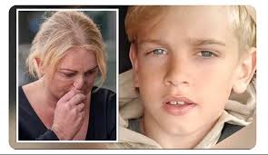 Archie, 12ans, avait été retrouvé inconscient chez lui le 7 avril et  n'avait pas retrouvé connaissance depuis. Selon sa mère, le jeune garçon  aurait participé à un défi sur TikTok consistant à