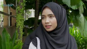 Drama arahan along kamaluddin, terbitan zeel production sdn bhd. Highlight Episod 13 Patahnya Sebelah Sayap Youtube