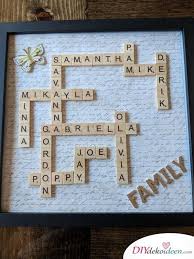Typische männergeschenke mit kindern basteln. Familienstammbaum Aus Scrabble Buchstaben Diy Weihnachtsgeschenke Geschenke Fur Papa Basteln Geschenke Fur Grosseltern