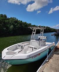 Maiden Voyage For My New Fsh 210 Sport From Rivamiami Breaking In The 2 Tr 1 Yamaha Engines Today I Learned In 2020 Boat Canopy Ocean Fishing Boats Yamaha Engines