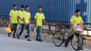Illegal immigrants coming from other states are coming in because of this matter. Malaysia Economic Monitor December 2015 Immigrant Labor