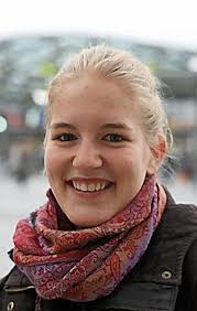 ESSLINGEN: Bei einer Straßenumfrage sprechen sich die meisten dafür aus,  dass die Läden an Weihnachten zu bleiben: „Alles Wichtige kann man auch  vorher besorgen“