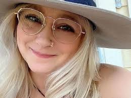 Fundraiser by Dorothy McLaughlin : Help Brandi Support Her Recovery