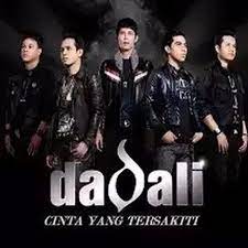 Cinta yang tersakiti chevra dyrga jovan dan ave. Denis East Dadali Cinta Yang Tersakiti Duren By Denis East