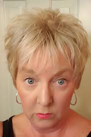 What do you think of this change... -60 kg and a new hair style 😁