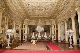 Dolmabahce Sarayi Ve Gazi Mustafa Kemal Ataturk Istanbul Sanat Magazin