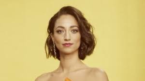 Nun schreitet soagr die produzentin ein. Vildan Cirpan Halbnackt Heisse Yoga Pose Gzsz Nazan Bringt Fans Ins Schwitzen News De