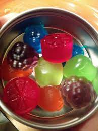 I like making edibles in my spare time, everything from chocolates to  cheesecakes to candy! My favorites are baked goods and pectin gummies, how  about you? : r/entwives