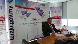 Skim usahawan permulaan bumiputera (superb) kembali untuk musim kedua dengan format yang baru. Superb Komited Bantu Usahawan Bumiputera Niaga Mstar