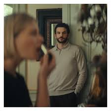 Nouveau film La Femme De, de David Roux ▫️ Avec Mélanie Thierry, Eric  Caravaca, Arnaud Valois, Jérémie Renier ▫️ Produit par @elianeantoinette &  Reboot Films ▫️ Distribué par @jour2fete_distribution ▫️ Musique originale