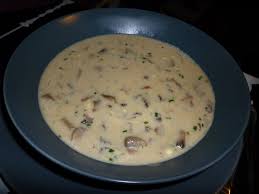 Recette De Veloute De Champignons Echalote Et Ciboulette La Recette Facile Recette Veloute Champignon Recette Facile Recette Veloute