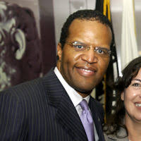 Secretary Alphonso Jackson Visiting New Orleans HUD Staff