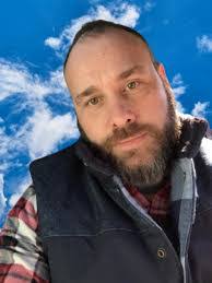 Brian Lessard's Instagram, Twitter & Facebook