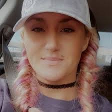 Jaclyn Yarbrough's Instagram, Twitter & Facebook