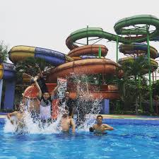 Lokasi dan harga tiket masuk dinasty water word gresik 2019. Hairos Waterpark Medan